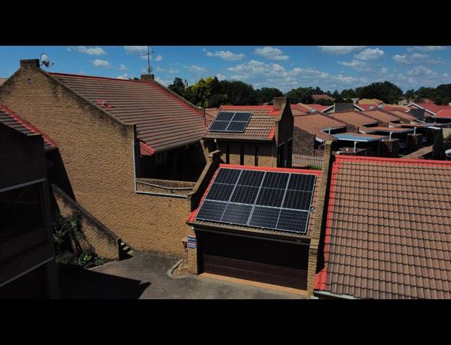 3 BEDROOM TOWNHOUSE FOR SALE IN THREE RIVERS